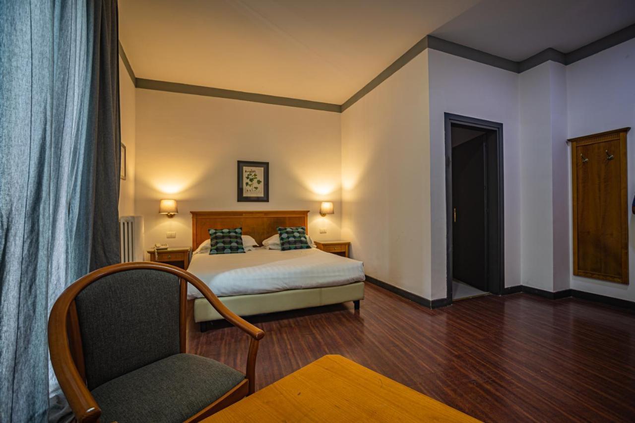 Hotel Del Real Orto Botanico Naples Exterior photo